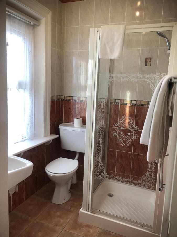 Roseville Lodge B&B Drogheda Room photo
